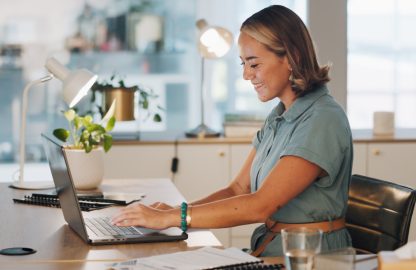 cum scrii articole de blog